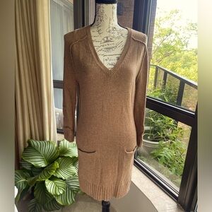 BCBGMAXAZRIA  sweater dress size XS